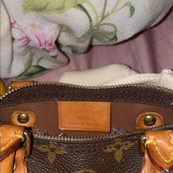 Louis Vuitton Mini Speedy - Picture 15 of 16